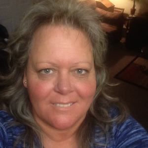 Meet your Posher, Valerie